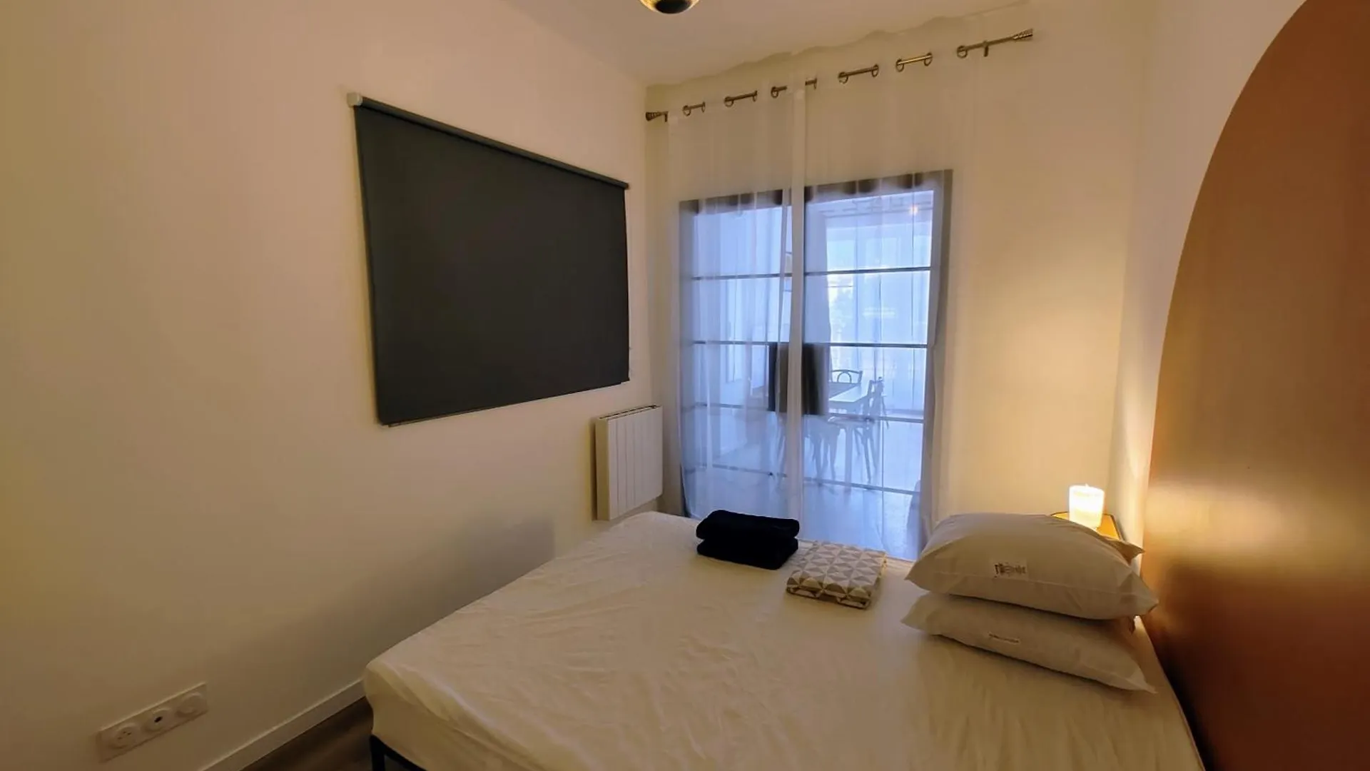 Charmant Logement Avec 2 Chambres Jusqu'A 6 Voyageurs Proche Centre Ville Lourdes Apartment